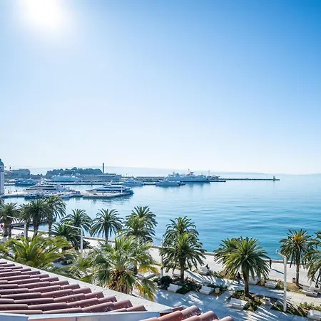 Charming On Riva Promenade Appartement *