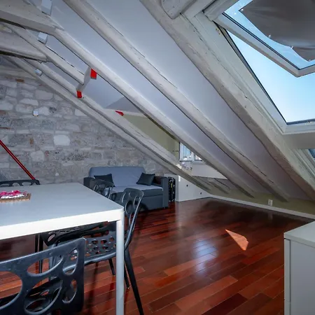 Apartment Charming On Riva Promenade